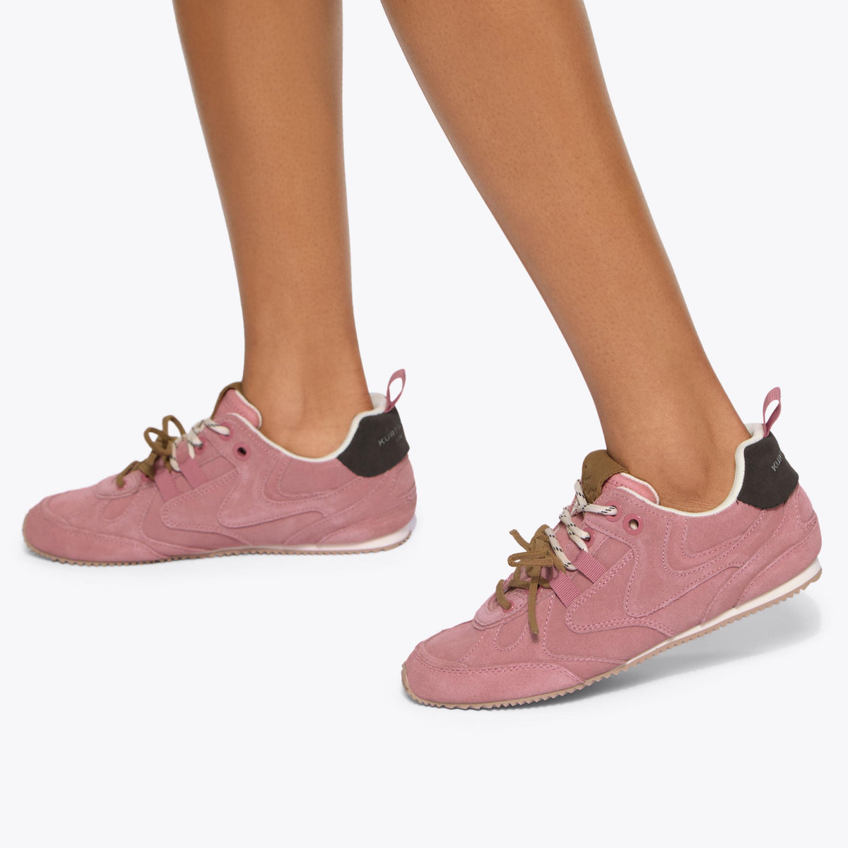 Kurt Slim Runner Sneakers in Pale Pink Suede