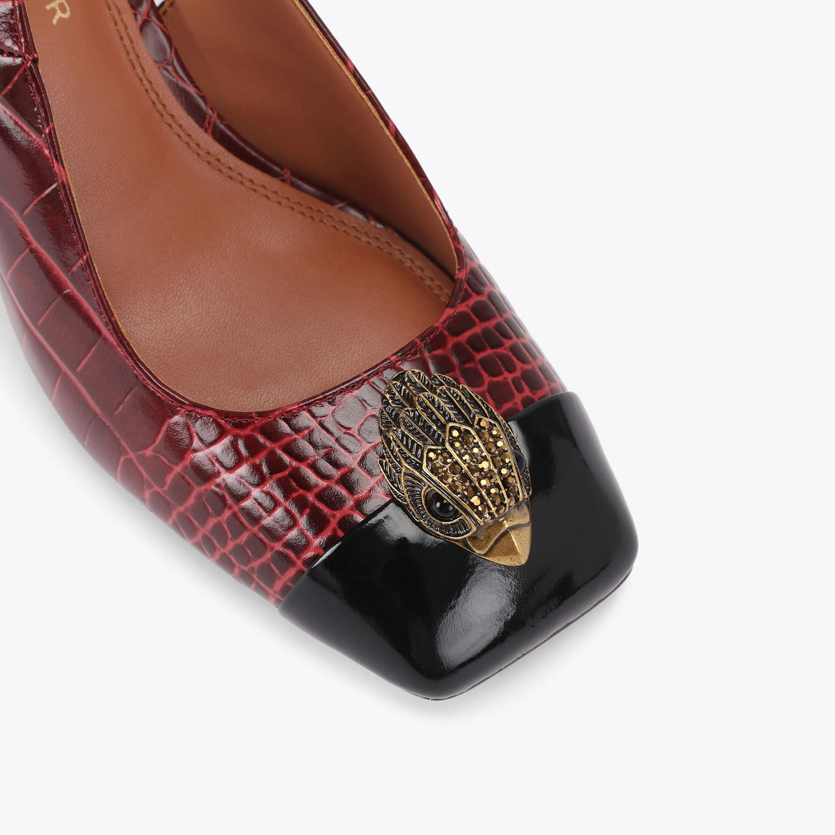 Belgravia Cap Court red
