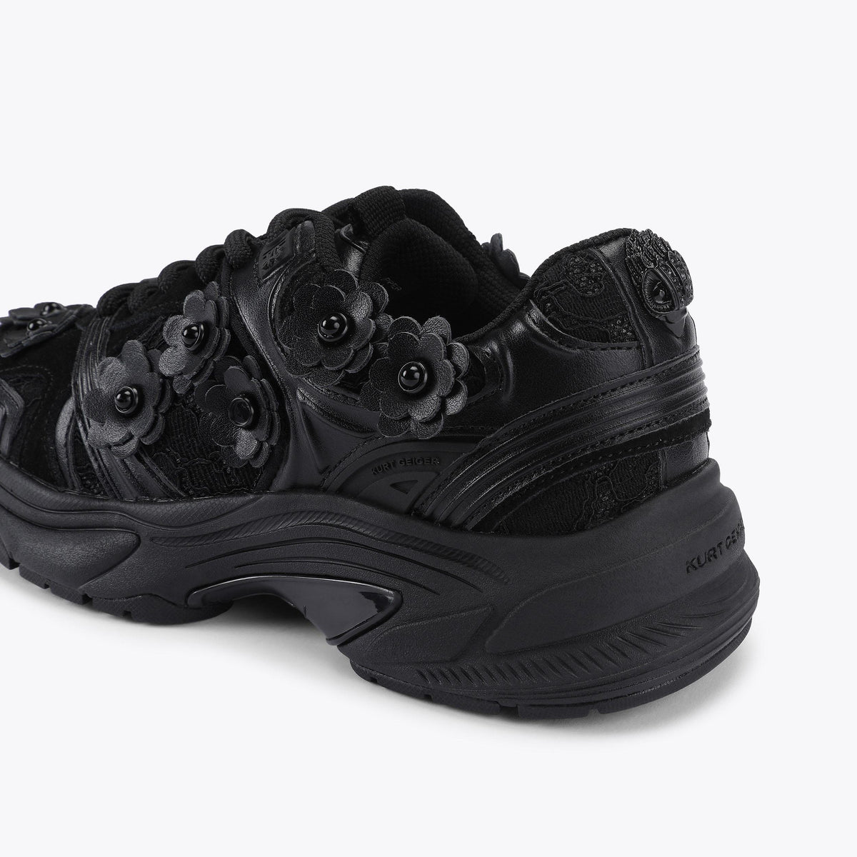 Columbia Sneakers in Black Suede