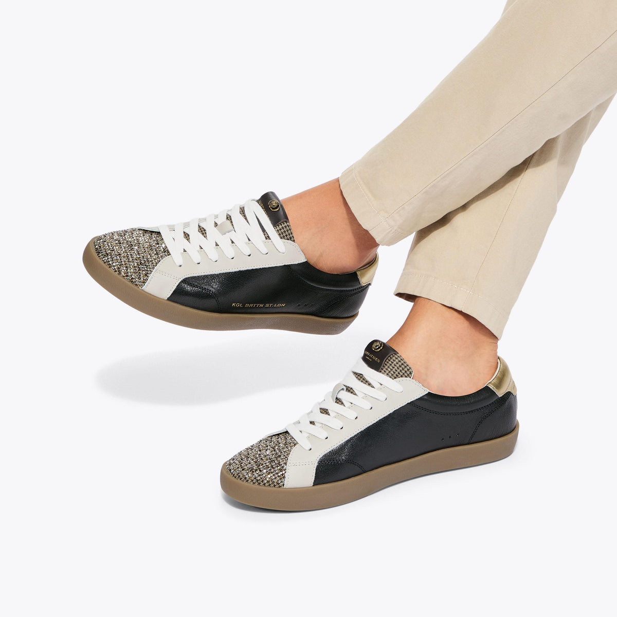 Stand Sneaker black
